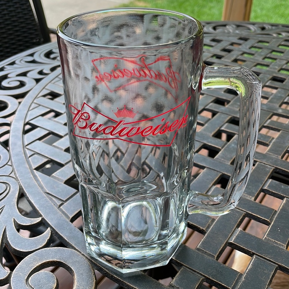 Budweiser 1L glass stein